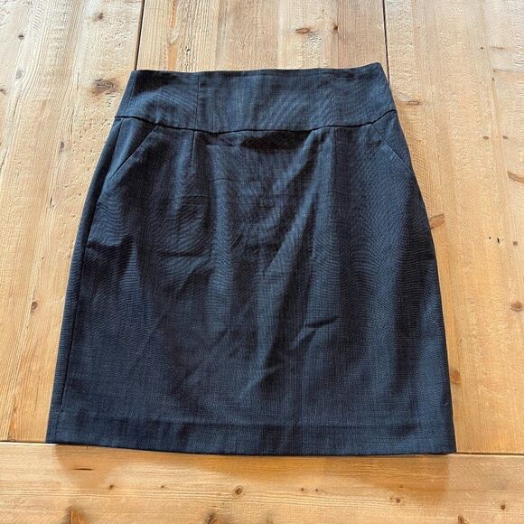 Banana Republic Grey Wool Stretch Skirt Size 10 - Picture 3 of 10
